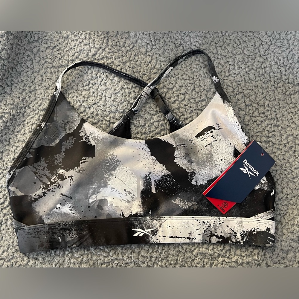 Reebok Lux Strappy Sports Bra